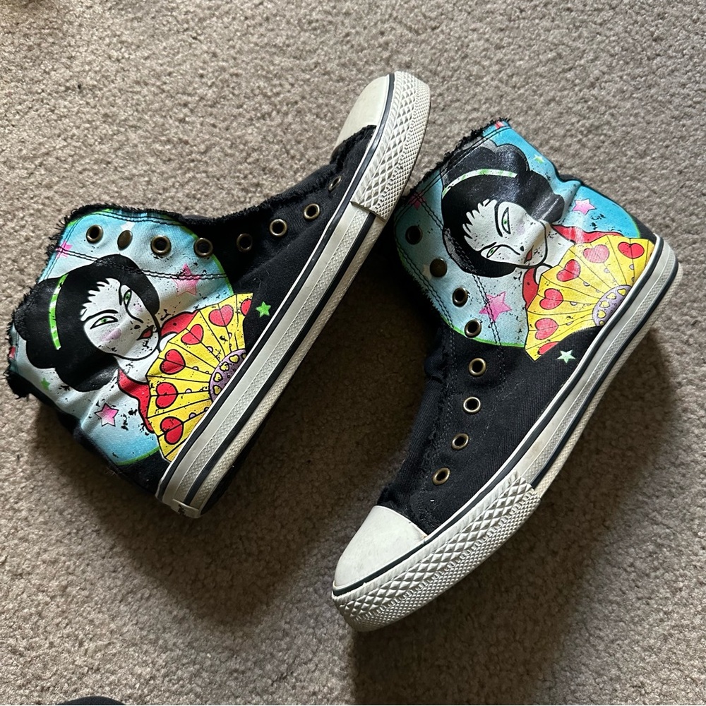 UNIONBAY Black High-Top Sneakers with Geisha Print Sz 8